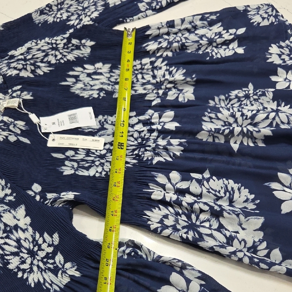 Sense Navy Floral Women's Blouse, Bell Sleeves Oversize Style SzM New With Tag - Picture 7 of 7